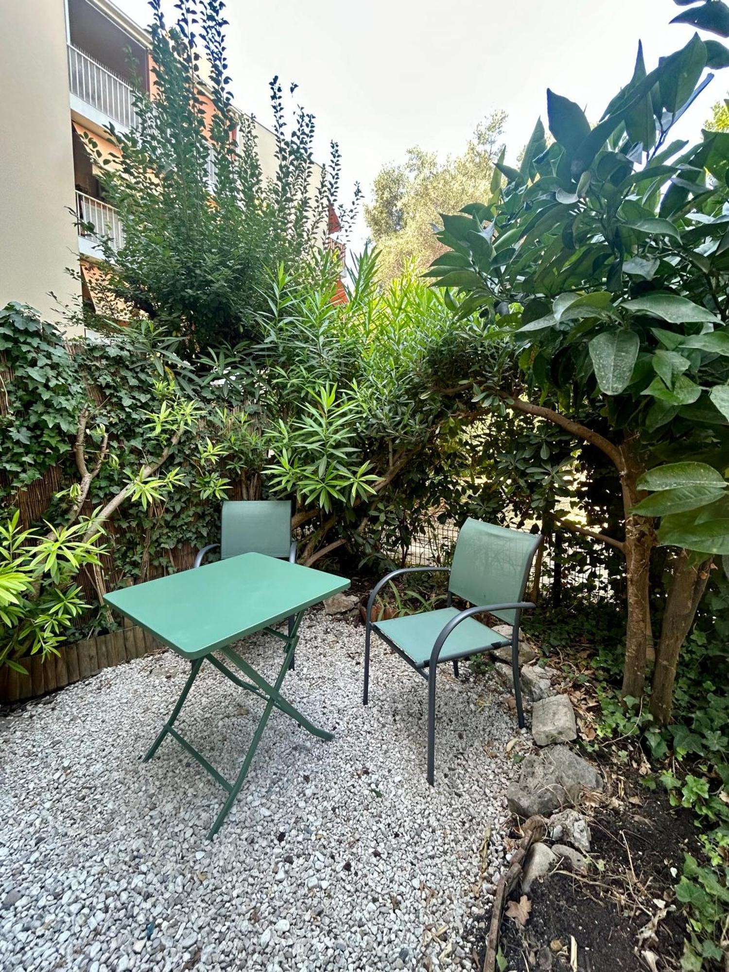 Charmant Studio Avec Jardin Antibes Exterior photo